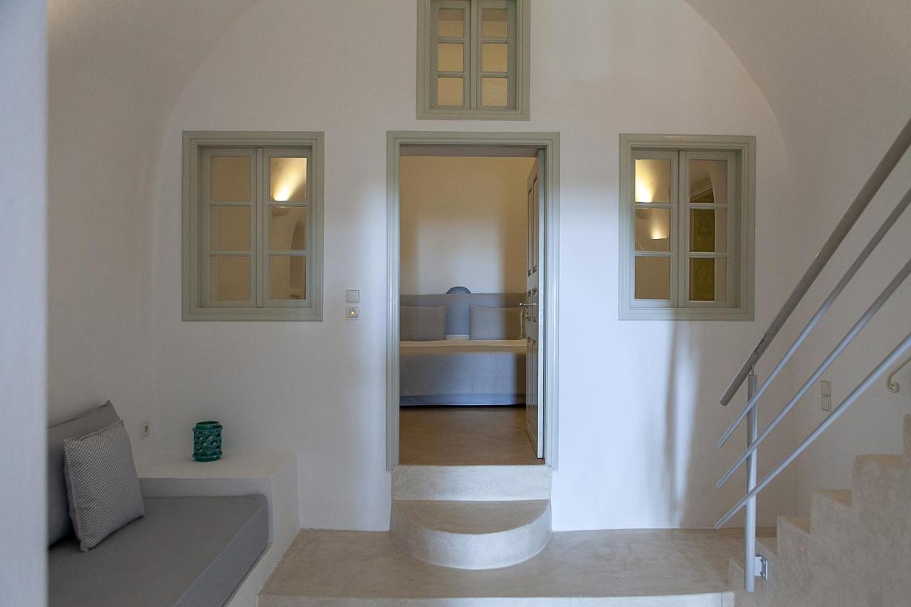 Radiant Santorini Aparthotel Mesaria Exterior photo