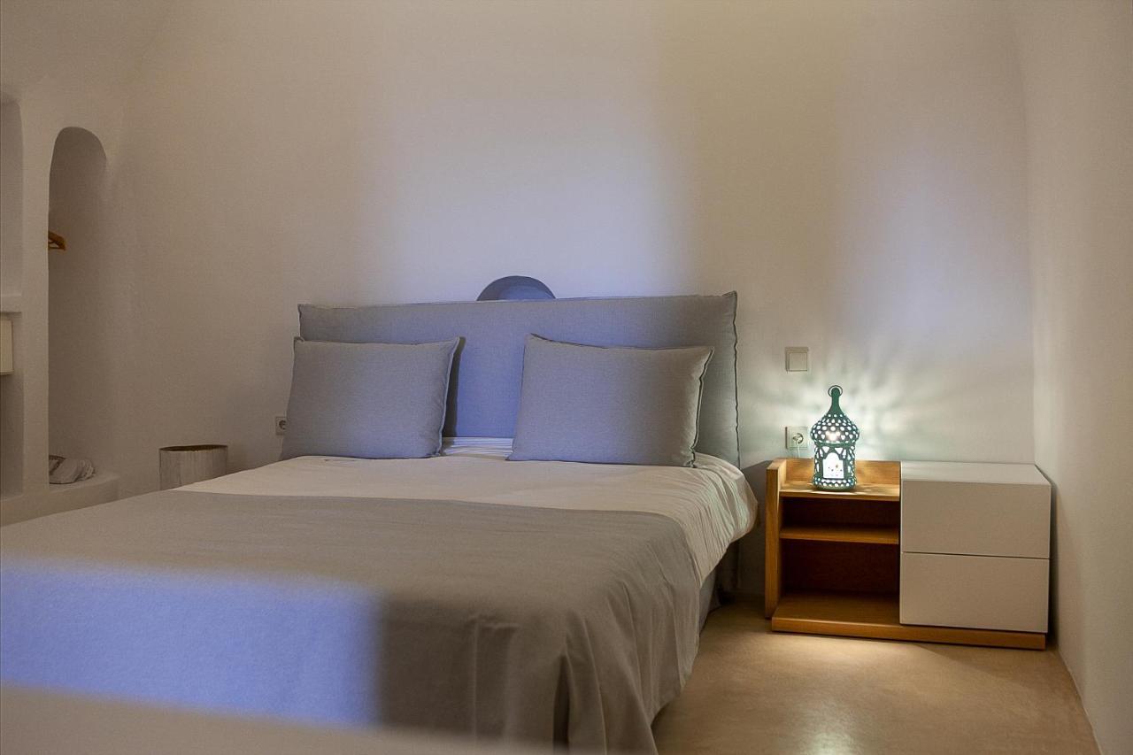 Radiant Santorini Aparthotel Mesaria Exterior photo