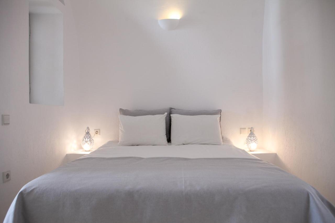 Radiant Santorini Aparthotel Mesaria Exterior photo